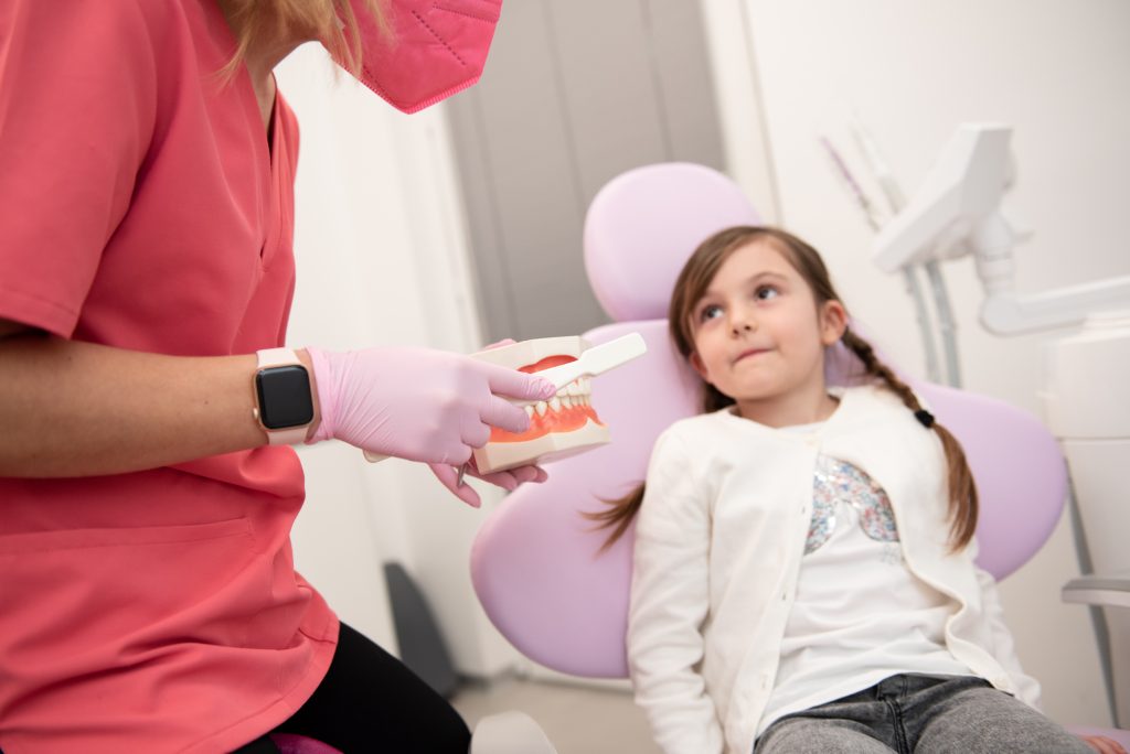 Quando fare la prima visita dentistica ai bambini?